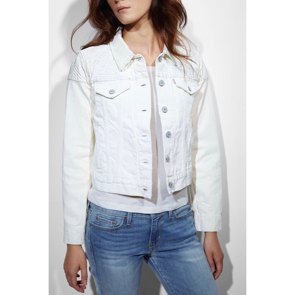 Detailed White Jean Jacket Never Worn